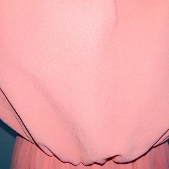 Lush Blouson Chiffon Skater Dress With Keyhole Closure XS - Picture 5 of 6